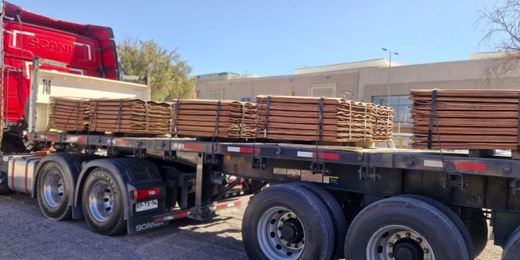 Recuperan casi 30 toneladas de cátodos de cobre y una rampla robada