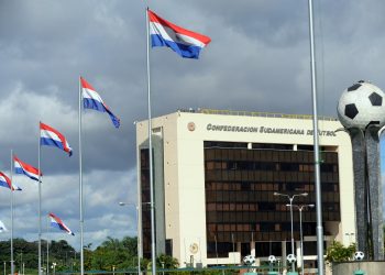 Fallo de la Conmebol: La U clasifica a cuartos e Independiente es descalificado de la Sudamericana