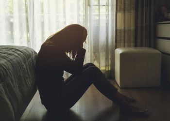 Prevención del suicidio: especialistas llaman a identificar señales de riesgo y fortalecer redes de apoyo