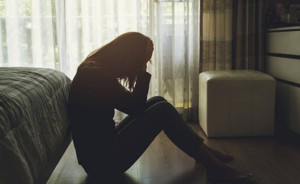 Prevención del suicidio: especialistas llaman a identificar señales de riesgo y fortalecer redes de apoyo