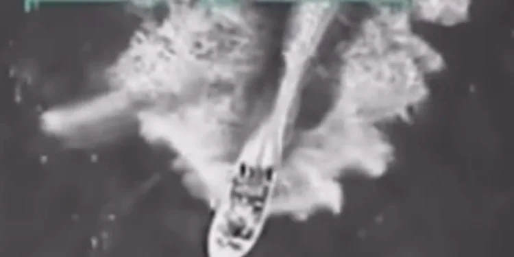 ¿Fue legal el ataque de Estados Unidos contra embarcación en el Caribe? Experto responde