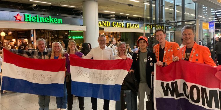 De intercambio a Países Bajos viaja estudiante iquiqueño Santiago Cuello Guzmán