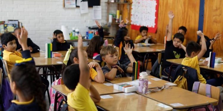 MINEDUC anuncia los SLEP que recibirán sus establecimientos a partir del 1 de enero de 2026