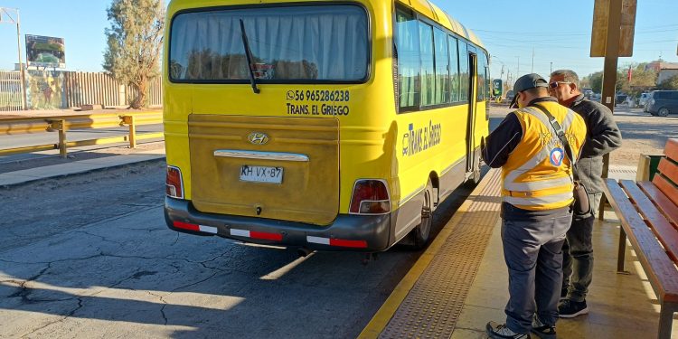 Primer llamado de licitación del transporte escolar 2026 cerró con el mayor porcentaje de ofertas en su historia