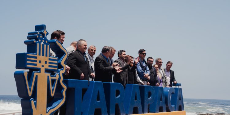 Delegación de 12 municipios brasileños llega a Iquique para estrechar lazos económicos