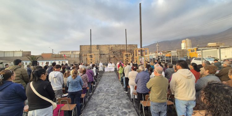 A un año del incendio de la parroquia San Antonio de Padua comunidad reafirma su compromiso con la reconstrucción del templo