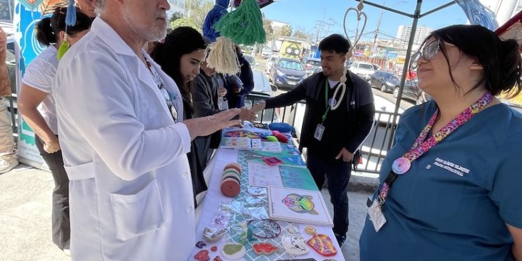Hospital de Iquique conmemoró el Día Mundial de la Salud Mental con actividades de sensibilización