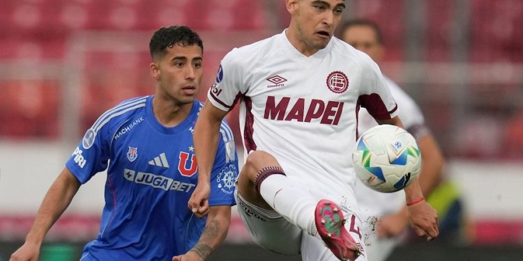 Universidad de Chile empató 2-2 ante Lanús en el Estadio Nacional