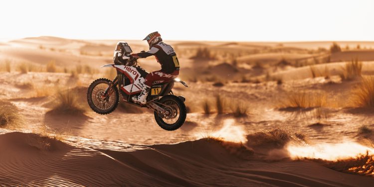 Nacho Cornejo refuerza su ritmo y navegación tras la Etapa 2 del Rally du Maroc