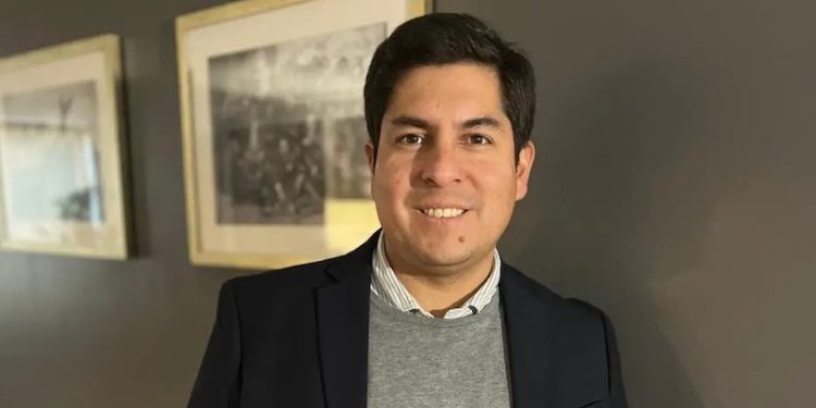 ¿Qué pasó en Perú? Experto explica la crisis tras abrupta remoción presidencial por séptima vez desde 2016