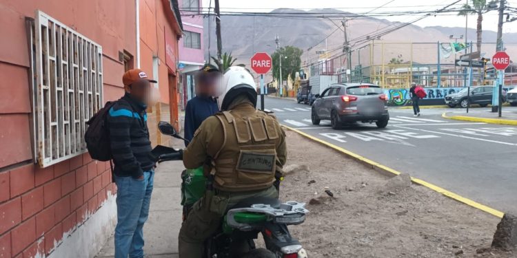 Cinco detenidos en ronda efectuada por Carabineros en centro de Iquique