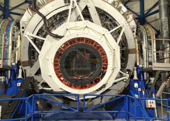 Chile celebra la primera luz de 4MOST: dos grandes proyectos integrados por astrónomos del CATA comienzan a explorar el Universo