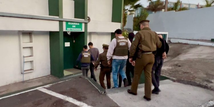 Carabineros de Chile y la Policía Nacional de Bolivia desarrollan «Operativo Binacional» con importantes resultados en la Macro Zona Norte
