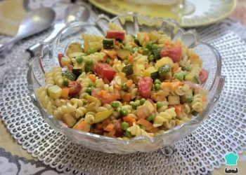 Ensalada de fideos con verduras