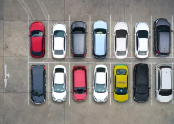 Velocidad en estacionamientos