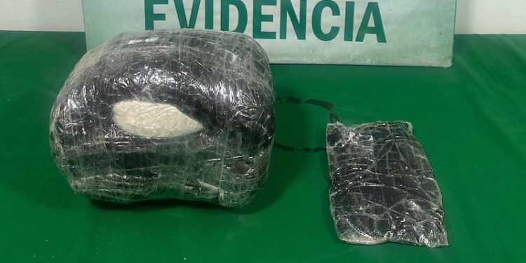 Detenido: Llevaba 9 kilos 785 gramos de ketamina por Ruta A-5, sector Huara