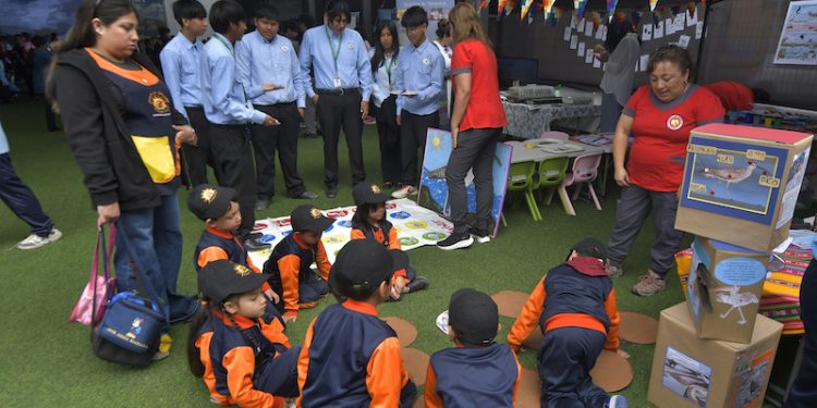 Quinta Feria de Forjadores Ambientales reunió a cerca de mil estudiantes en Tarapacá