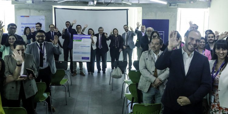 Ministerio de Hacienda y SUSESO lanzan “Tu resolución en fácil”