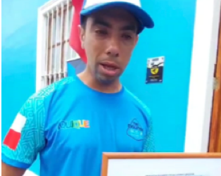 Triatleta Diego Escobar es homenajeado por el Museo del Deporte “Hernán Cortez Heredia”