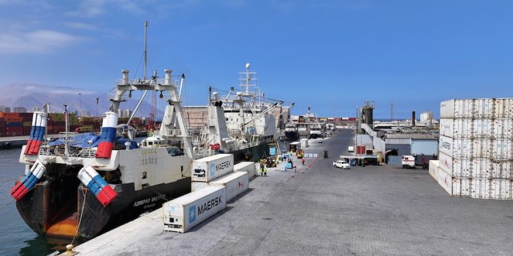 Puerto de Iquique cierra octubre con crecimiento de 59% y se encamina a un año histórico