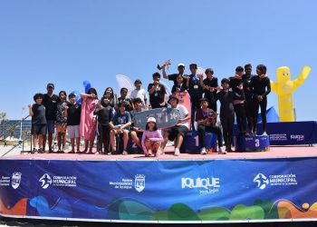 Bodyboarders del Club Oceanos brillan en “Iquique Mar de Campeones Kids”