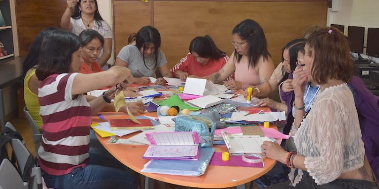 Taller Fomento Lector descubrió gran potencial de escritoras del CCP de Iquique