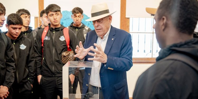 Exposición sobre “Mina Huantajaya” concluyó con excelente recepción del público en Sala de Arte Casa Collahuasi