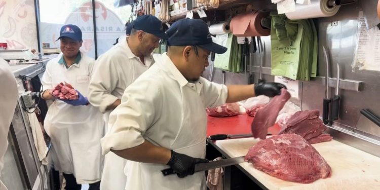 IPC de octubre varió 0,0%: Reportan alza de carne y vinos y una baja en del precio del pan