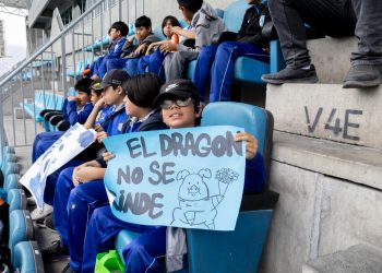 «Arengazo Escolar» al plantel de Deportes Iquique previo a su encuentro con Everton