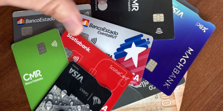 Arica y Parinacota lidera la mayor caída de personas morosas en un año