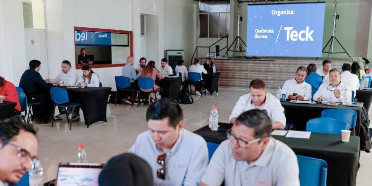 En Pozo Almonte se realiza el 2º Encuentro de Empleo y Negocios de Teck Quebrada Blanca