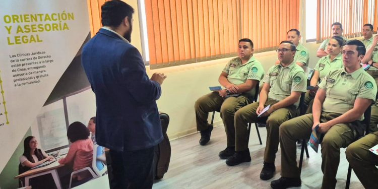 Clínica Jurídica UST capacita a Carabineros de Iquique