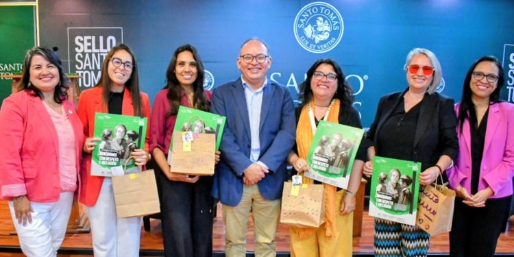 Enriquecedor encuentro sobre autismo e inclusión en educación superior en Tarapacá