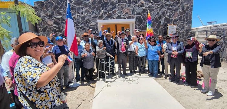 Huarasiña contará con nueva sala de uso múltiple para personas mayores