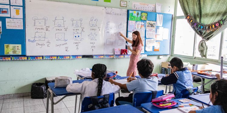 Escuela Centenario impulsa innovador taller de chino mandarín para estudiantes de 3° a 6° básico