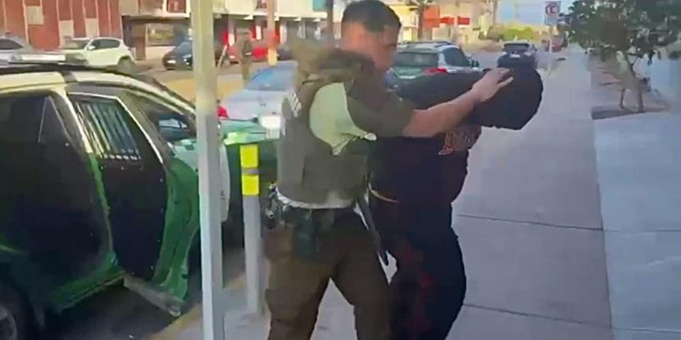 Carabineros recuperó vehículo robado en Alto Hospicio