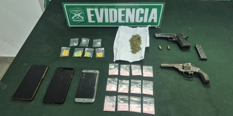 Detenidos por porte ilegal de arma de fuego, munición e infracción a la ley drogas