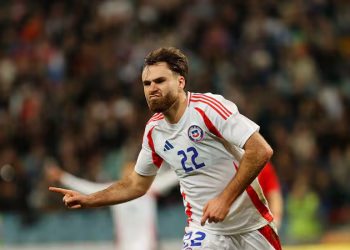 Selección Chilena de Fútbol enfrenta a Perú en Sochi