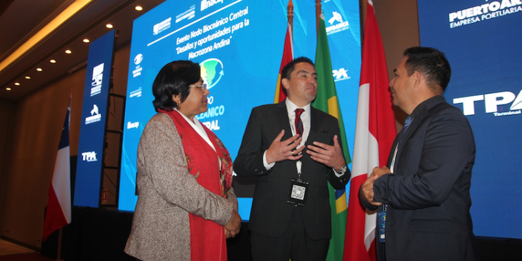 CORES sostienen diálogo con viceministro de Bolivia sobre seguridad y transporte en la Ruta 11-Ch