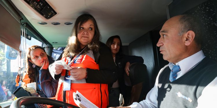 Dirección del Trabajo aplicó multas por $250 millones en fiscalización de buses interurbanos por feriado largo