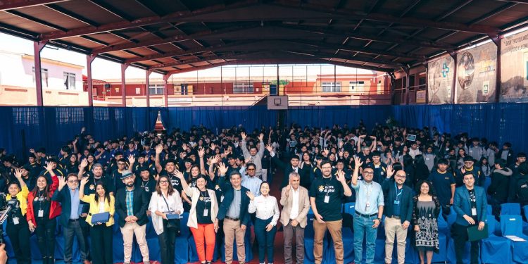 Más de 1.000 estudiantes de Tarapacá fueron capacitados por Cerro Colorado | BHP en habilidades tecnológicas claves para su futuro