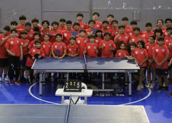 Liga escolar de tenis de mesa reúne a 60 estudiantes de Antofagasta y Calama en su primera fecha 2025C