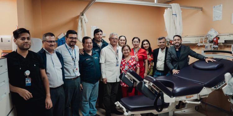 GORE Tarapacá equipa a las unidades de Oftalmología, Farmacia y Ginecología del Hospital de Iquique