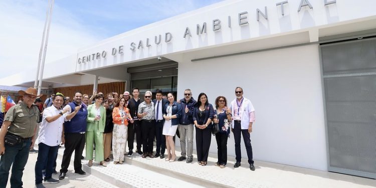 Inauguran unidad infanto adolescente y nuevo edificio de Centro de Salud Ambiental