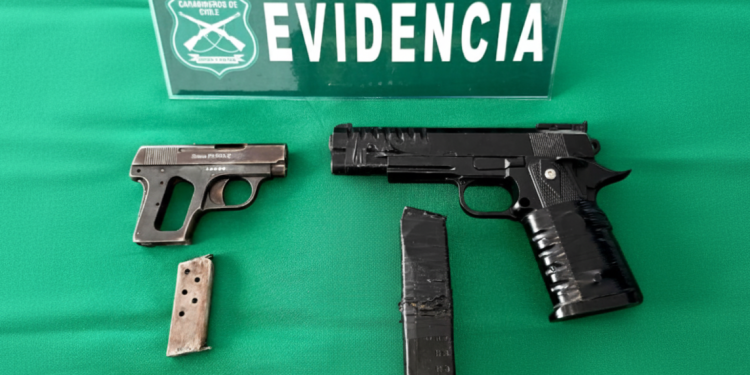 Detenido por porte ilegal de arma de fuego en Las Dalias con Los Claveles