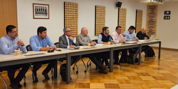 Gore Tarapacá asegura en DIPRES financiamiento de prefactibilidad para el nuevo hospital de Iquique