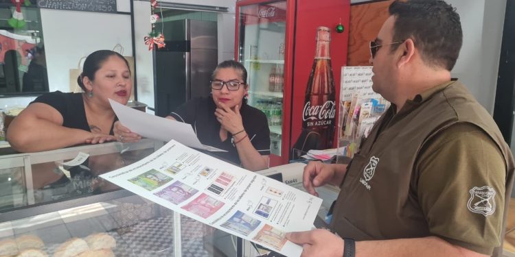 Carabineros entrega consejos para reconocer billetes falsificados