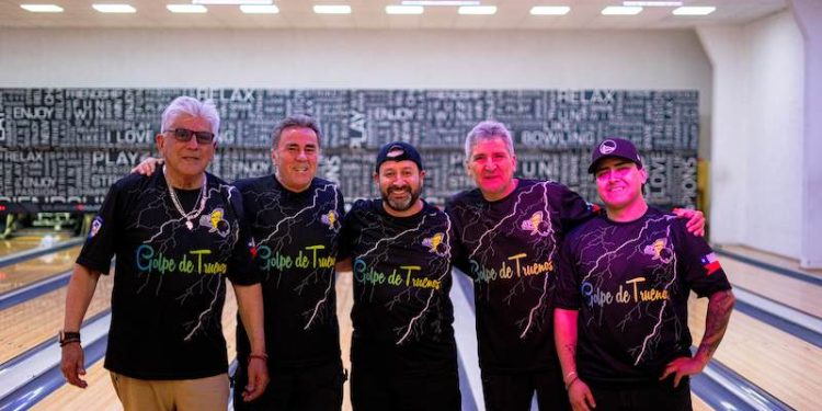 “Golpe de Truenos” fue el equipo campeón del bowling tarapaqueño