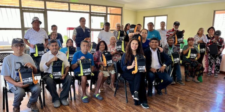 Resiliencia energética en la tercera edad: “Siempre Listos” llega a Huara y sus localidades