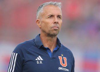 Entrenador de la “U” anunció su retiro tras el término del Campeonato Itaú 2025